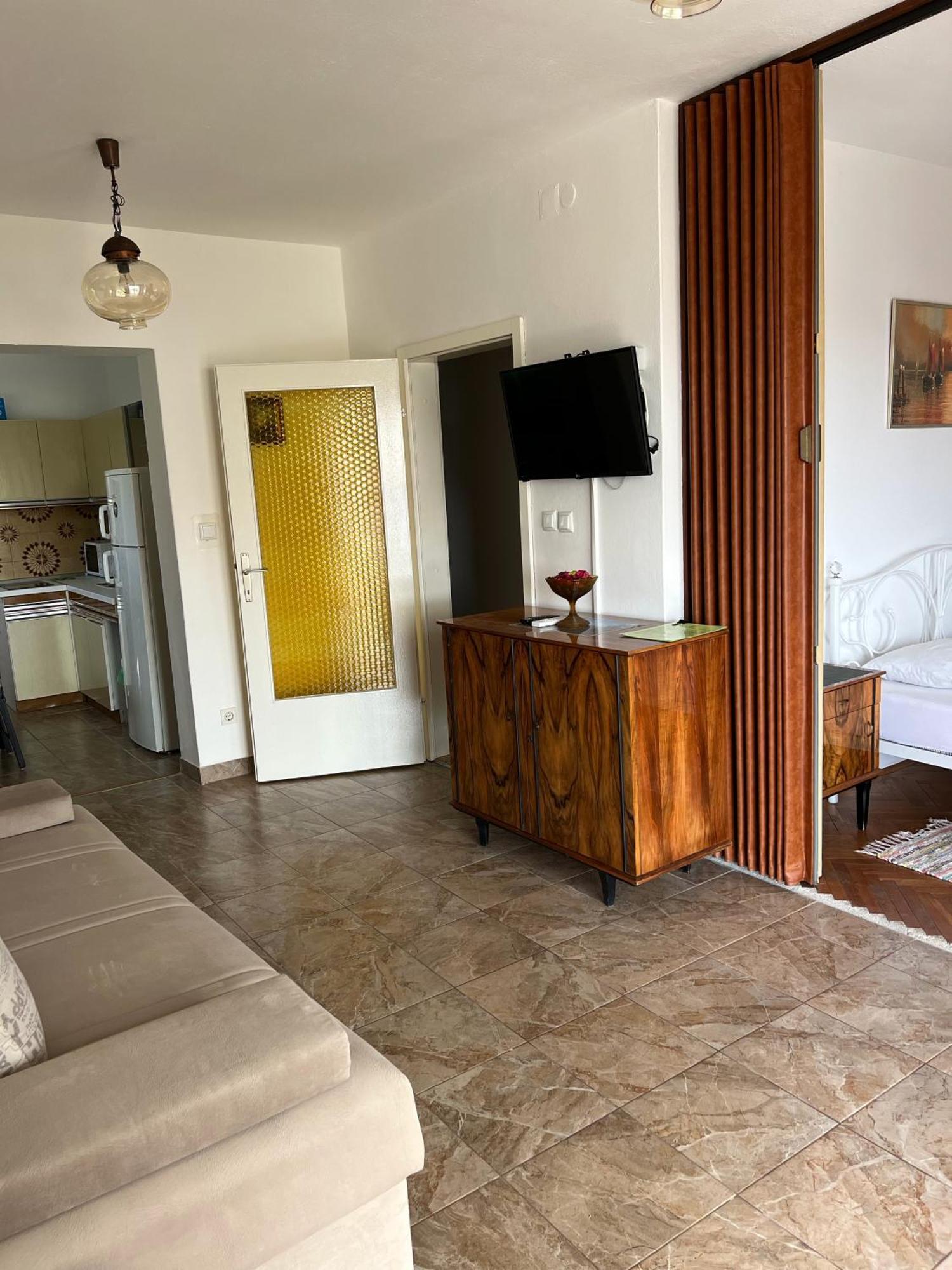 Apartments Ferguson Jadranovo Luaran gambar